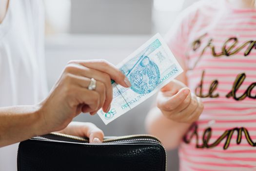 Předčasné splacení úvěru: Jak ušetřit a vyhnout se poplatkům?